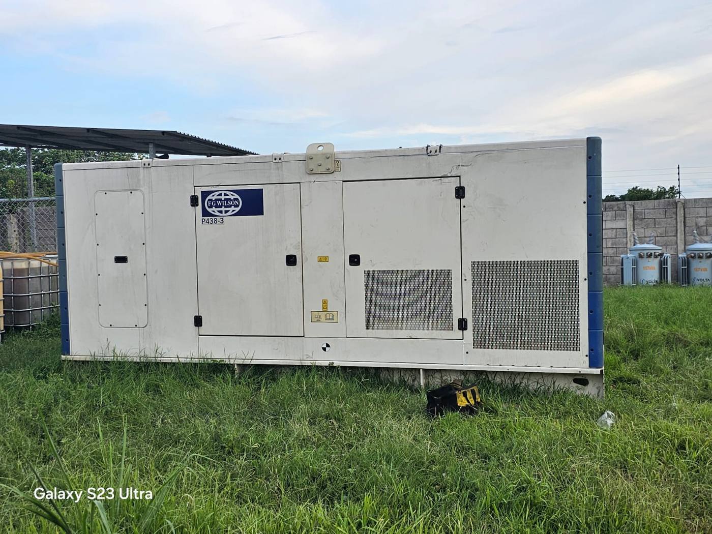 Grupo electrógeno diésel FG Wilson instalado en El Salvador